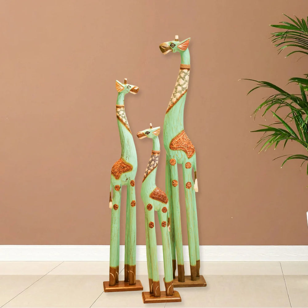 #TurquioseGiraffeTallerTracks
