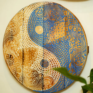 #BlueWhiteYinYanAccent