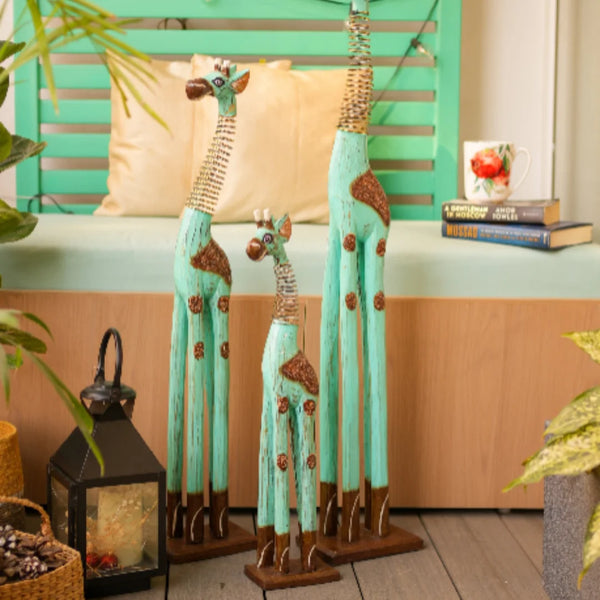 #TurquoiseWobblyGiraffe
