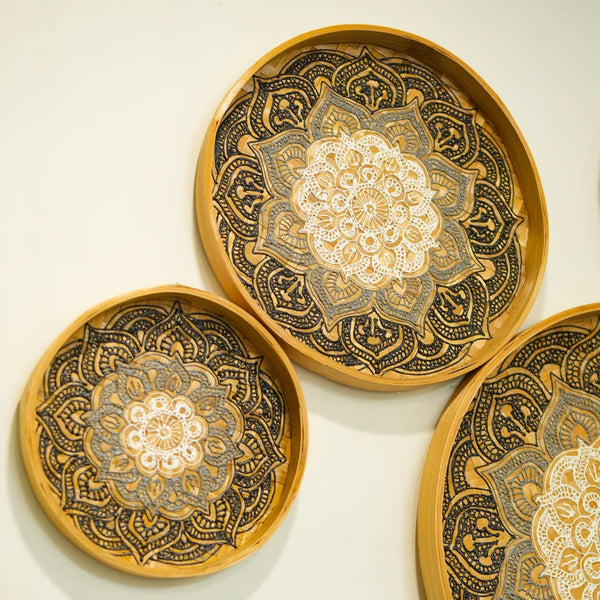 #BLACKGREYWHITEMANDALA