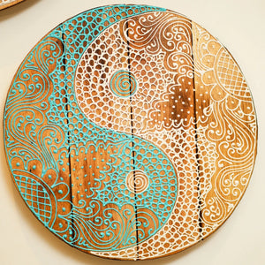 #TurquoiseWhiteYinYanAccent