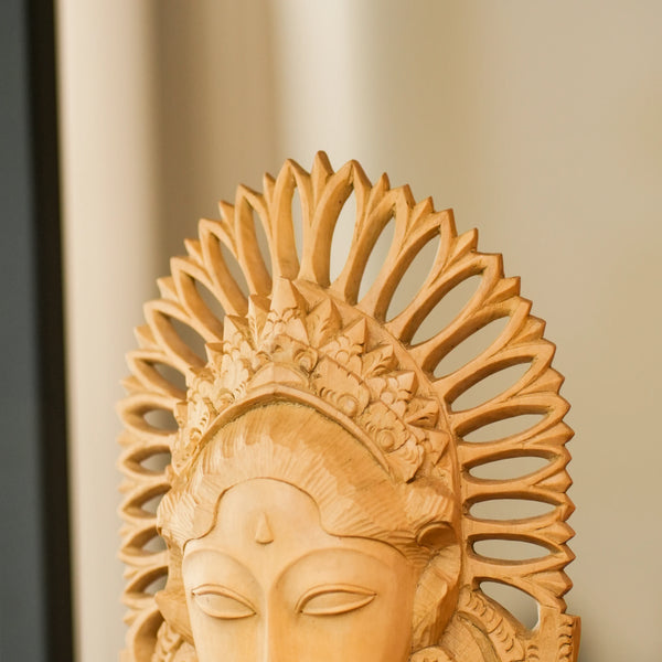 TIMBER KALA'S CARVED CROWN