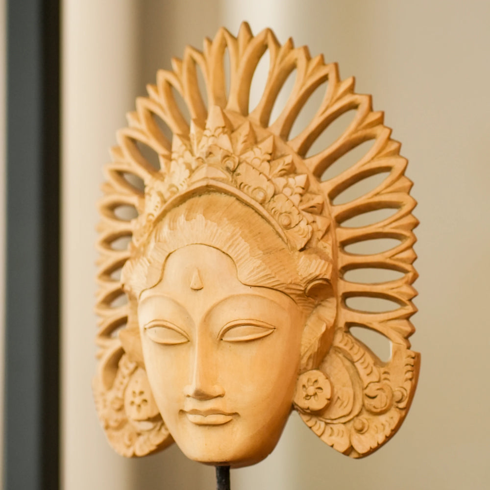 TIMBER KALA'S CARVED CROWN