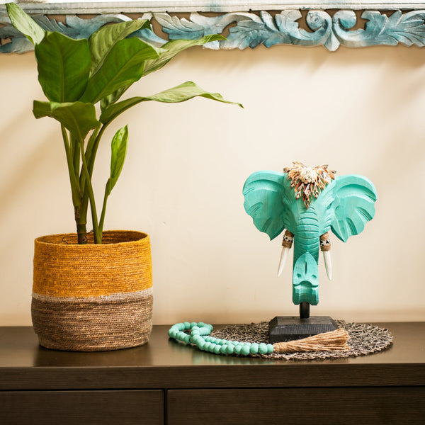 TIMBER KALA'S GANESHA'S ECHO ON STAND FOR DECOR