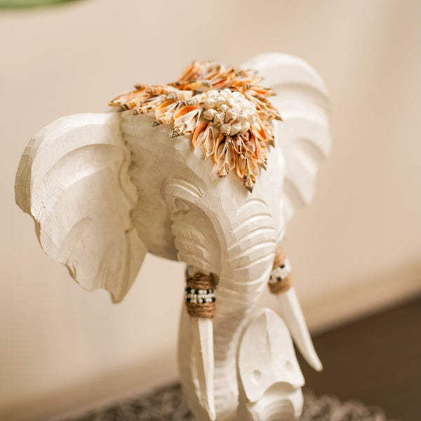 TIMBER KALA'S GANESHA'S ECHO ON STAND FOR DECOR