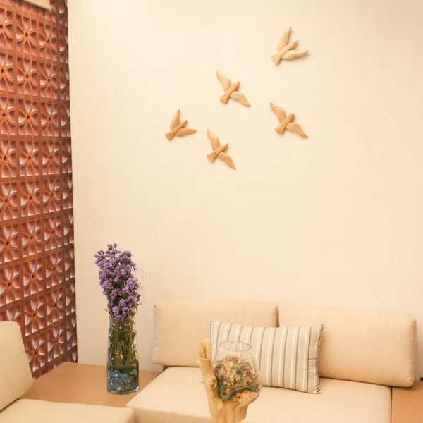 TIMBER KALA'S  SINGLE WOODEN SPARROW FOR DECOR